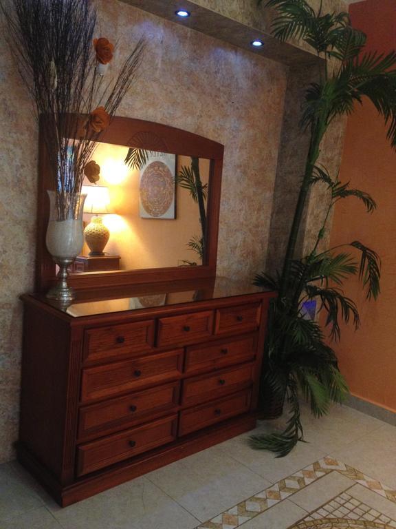B&B Villa Hibiscus Playa del Carmen Ruang foto