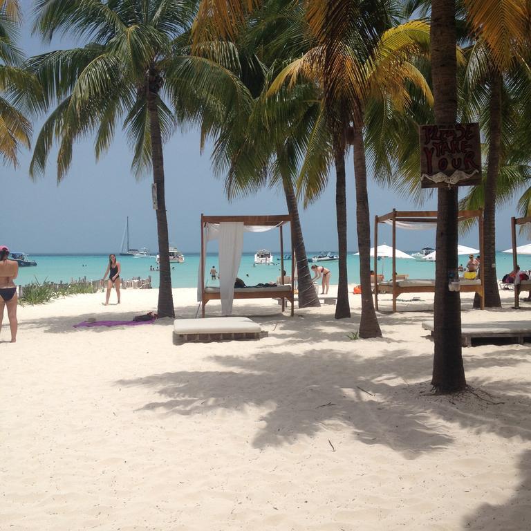 B&B Villa Hibiscus Playa del Carmen Bagian luar foto