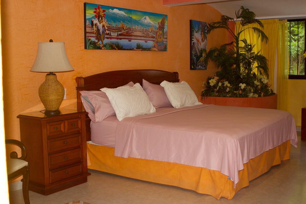 B&B Villa Hibiscus Playa del Carmen Bagian luar foto